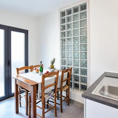 Cozy Apartment In Chioggia With Wifi Κιότζα